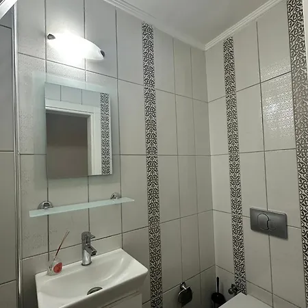 Nefiss Avm Ve Denize Yakin Villa *