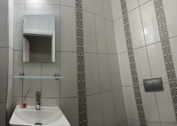 Vila Nefiss Avm Ve Denize Yakin