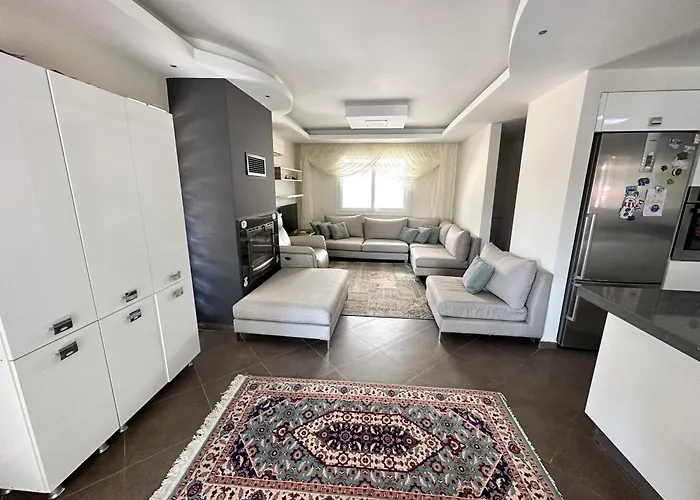 Nefiss Avm Ve Denize Yakin Vila